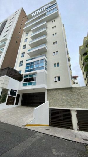 Apartment for sale and rent in Ensanche Serrallés, Santo Domingo.   Santo domingo