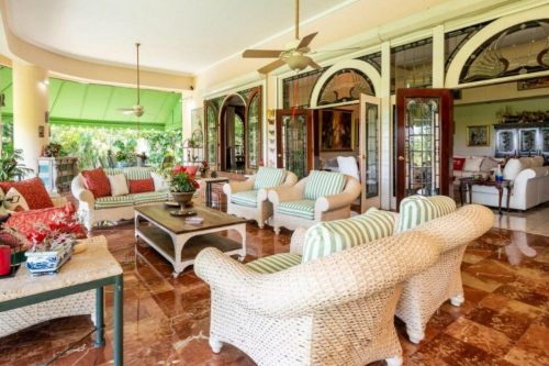 Luxurious house available for sale in Cuesta Hermosa III, Santo Domingo.   Santo domingo