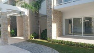 Apartment for sale in Los Corales, Punta Cana.   Punta cana