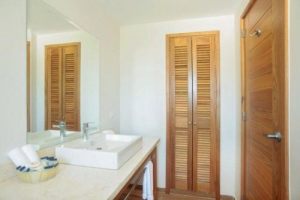 Luxurious furnished apartment for sale or rent in Bavaro, Punta Cana.   Punta cana