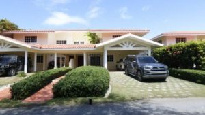Beautiful furnished Villa for sale in Cocotal Golf & Country Club, Bávaro, Punta Cana. ,  Punta cana