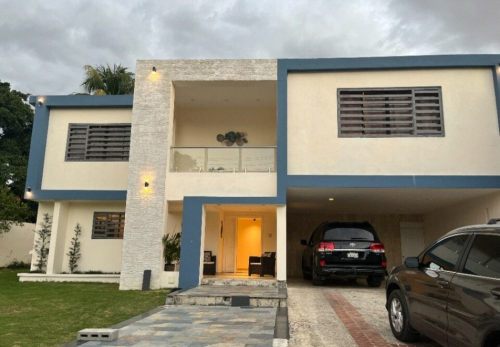Spacious house for sale in La Castellana, Santo Domingo. ,  Santo domingo